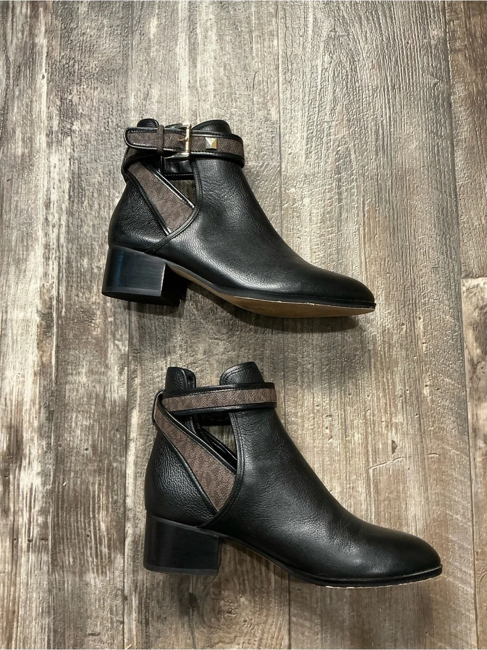 Michael Kors Black Leather Ankle Booties with Logo Strap and Gold Buckle Size 6